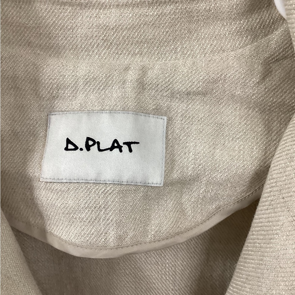 D. Plat Beige Linen Trench Coat - Picture 3 of 5